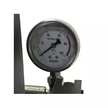 5-Ton Hydraulic Rosin Press - pressure meter