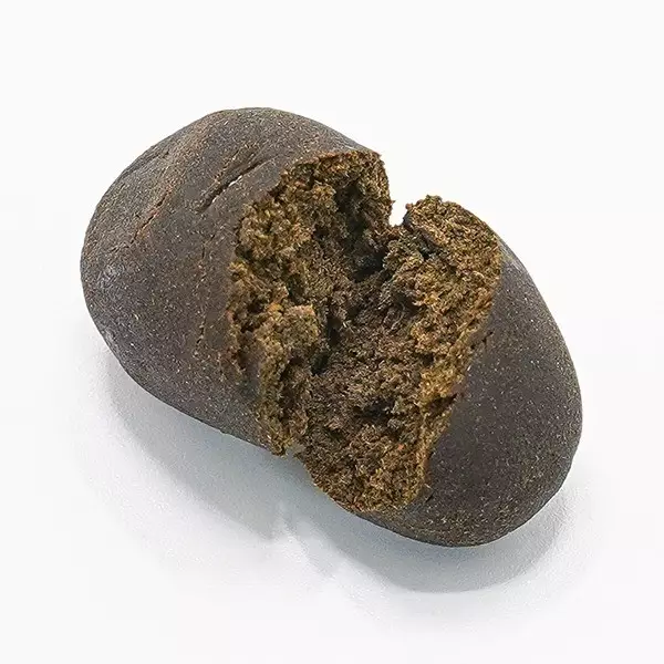 CBD GB Charas Hash divided