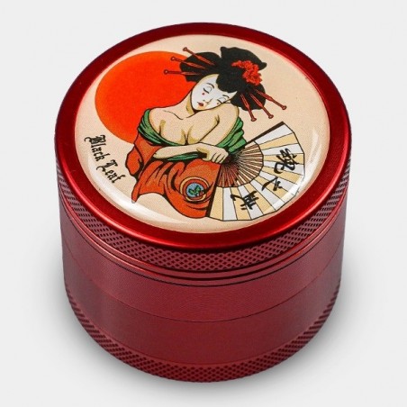 Bong con Maleta Ronin y Geisha Black Leaf grinder cerrado