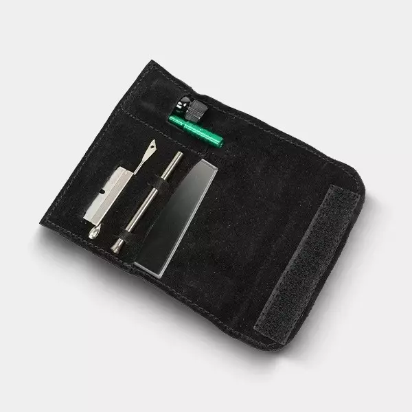 Snorting Kit, black velcro case. - GB