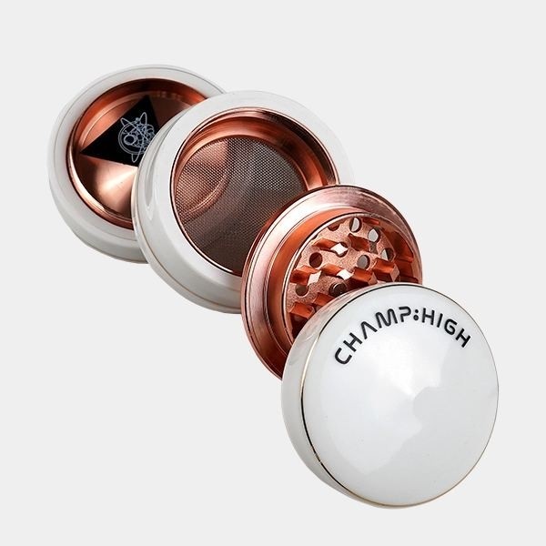 Grinder Champ High Porcelana Blanca 63 mm abierto por partes