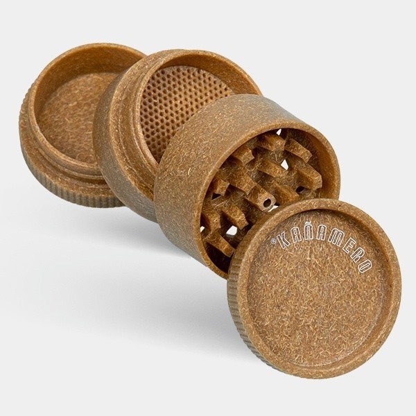 Grinder de Cáñamo 4 Partes abierto