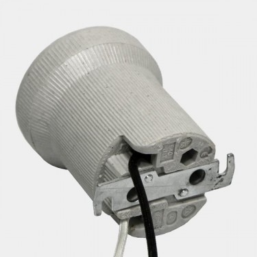 Casquillo cerámico para reflector