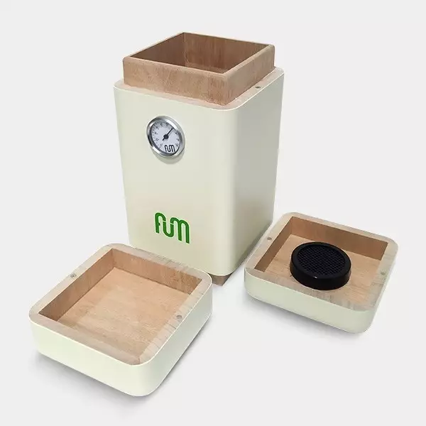 Vertical Fum box for curing cannabis - GB