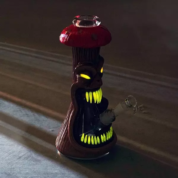 Bong Glass Mush brilla en oscuridad