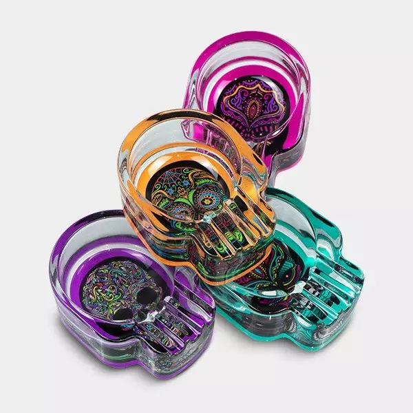 Champ glass skull ashtray - GB The Green Brand