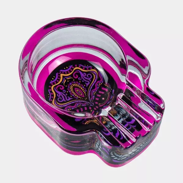 Champ glass skull ashtray