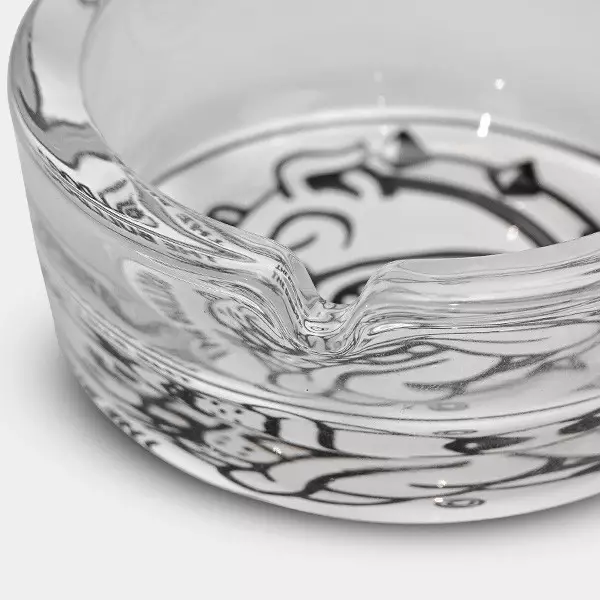 The Bulldog black & white Glass ashtray - GB The Green Brand
