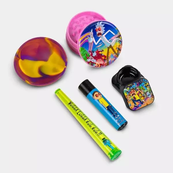 View Multiuniverse Smoking Pack