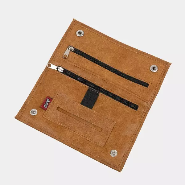 Tabaquera de Piel Sintética Tabaquera de Piel Sintética marrón abierta