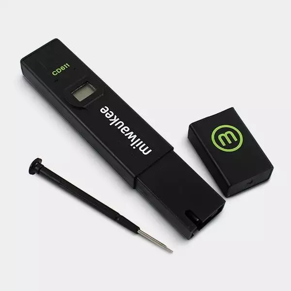 Milwaukee pH600 CD611 pH and EC meter - GB