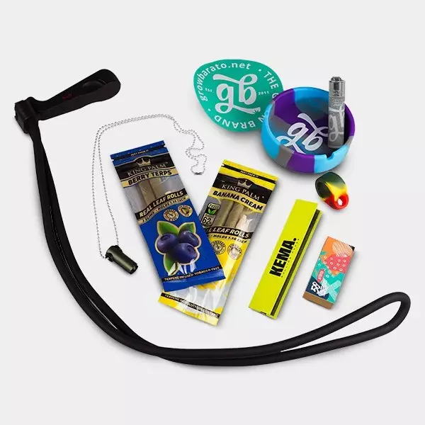 Gamer Kit with cannabis paraphernalia - GB The Green Brand