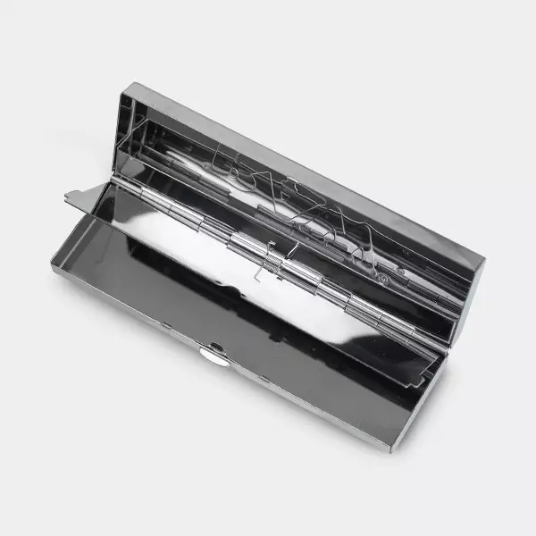 Caja de Metal RAW King Size abierta con partes