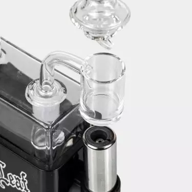 Bong Travel Rig con Soplete Black Leaf