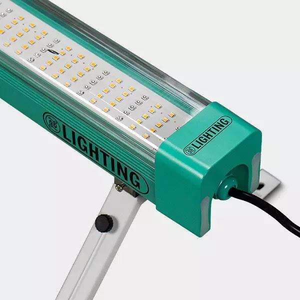 GB Lighting Under Canopy 120W PRO LED detail bar