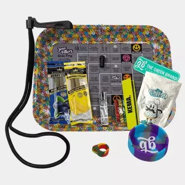 Gamer Kit with cannabis paraphernalia - GB The Green Brand