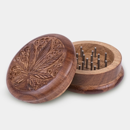 Grinder de madera tallado