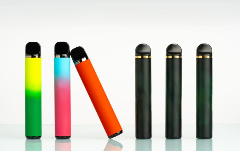Les 3 meilleures cigarettes électroniques jetables miniature