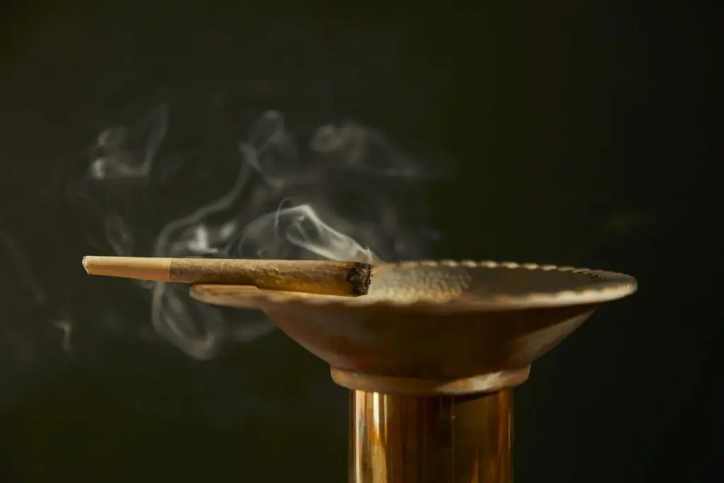 Vapear o Fumar: Diferencias y Qu es menos Perjudicial para la Salud Vapear o Fumar: Diferencias y Qu es menos Perjudicial para la Salud
