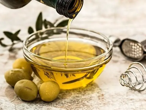 CBD extract made with oil CBD extracts made with oil