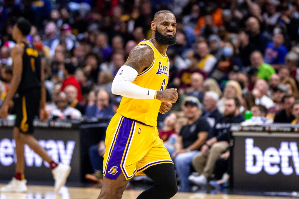 nombres de marihuana: LeBron James