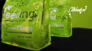 Powder Feeding by Green House