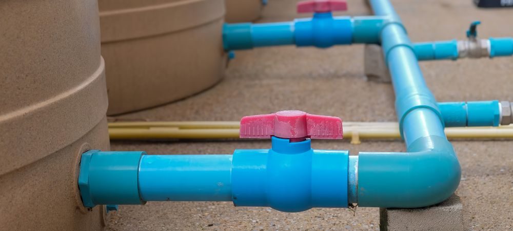 keep water in the tank