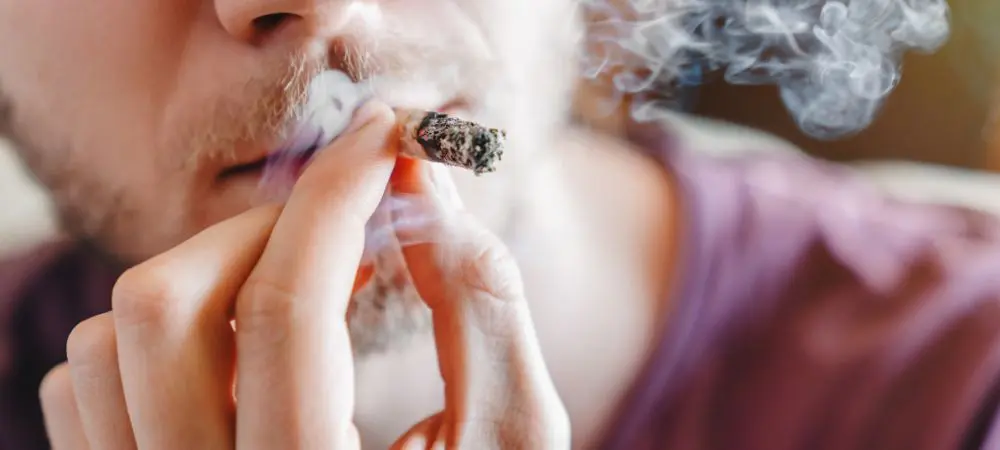 how many drags on a cigarette Cigarettes Are In Vape (Equivalence & Health Impact) How to Smoke E Cigarettes